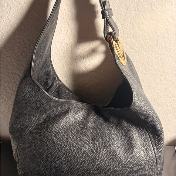 MICHAEL Michael Kors Textured Black Hobo Bag - Picture 3 of 12